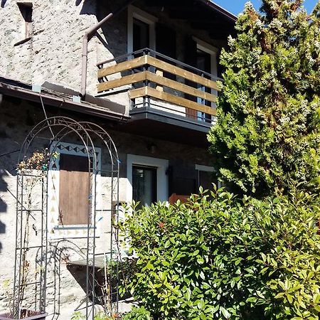 Вилла Casa Delle Rose Тельо Экстерьер фото