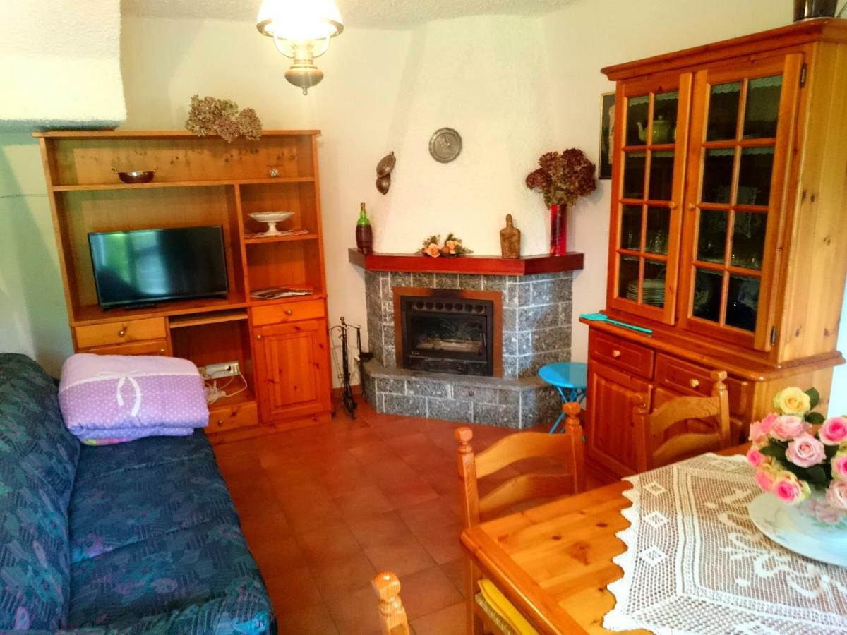 Вилла Casa Delle Rose Тельо Экстерьер фото